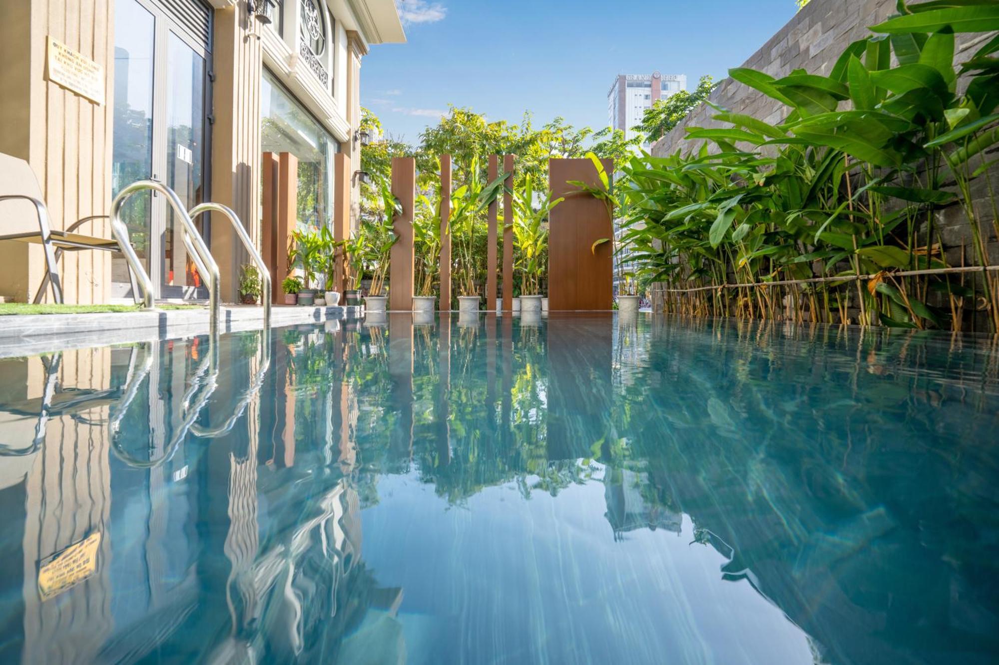 Brilliant Majestic Hotel Da Nang Exteriör bild